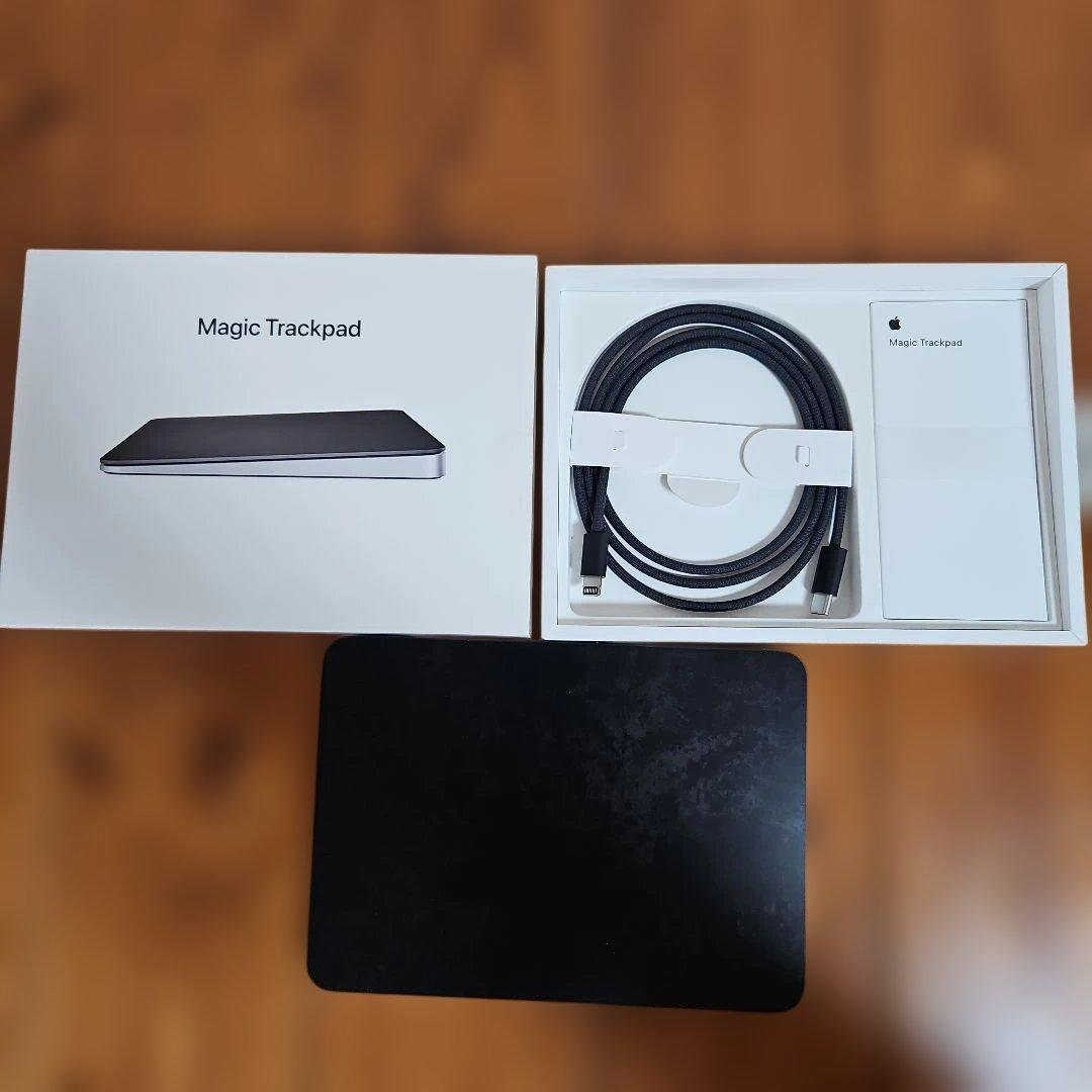 【美品】Apple Magic Trackpad Black Magic Trackpad（USB‑C）- ブラック（Multi-Touch対応） - Apple（日本）